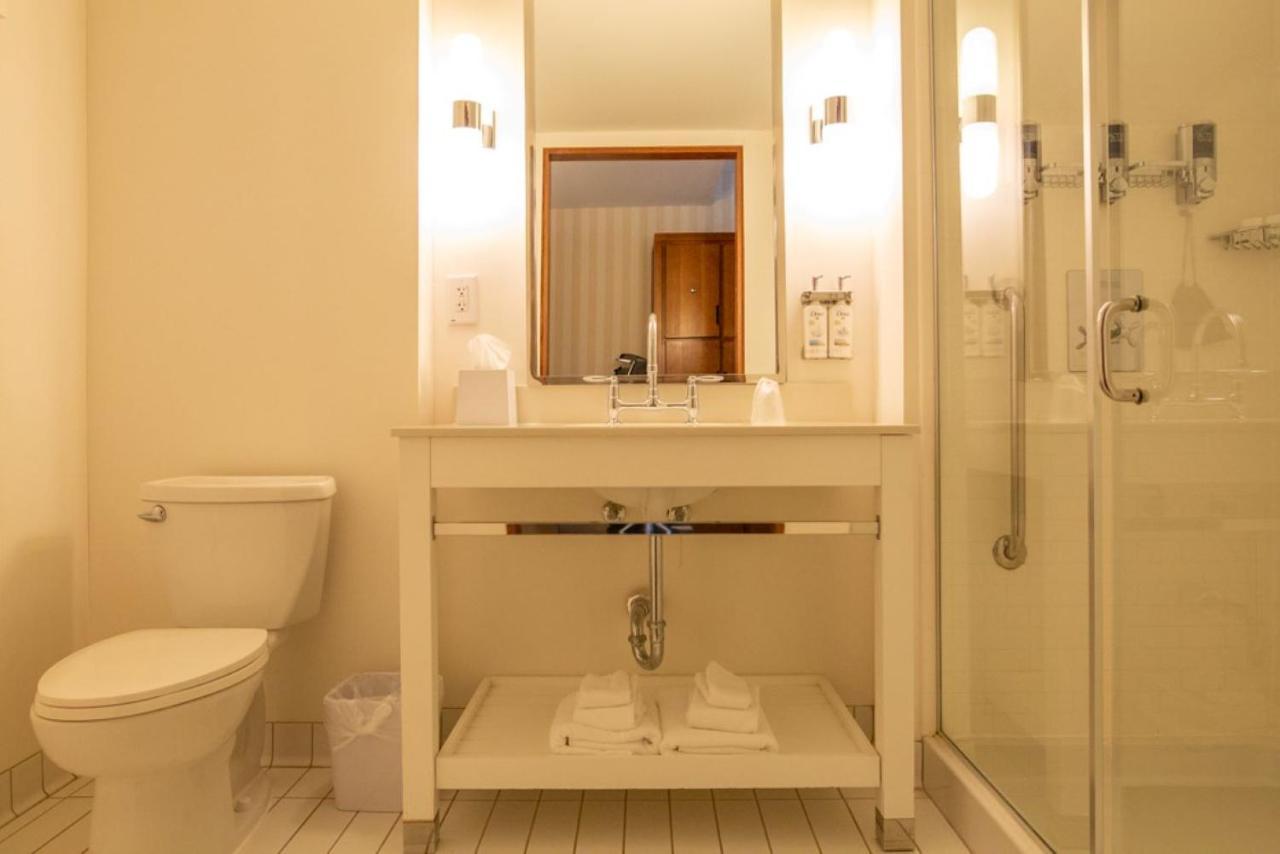 Holiday Inn Express Columbus Airport Easton Εξωτερικό φωτογραφία